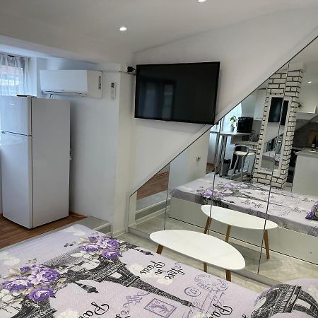 Lovely Studio In Бургас Экстерьер фото